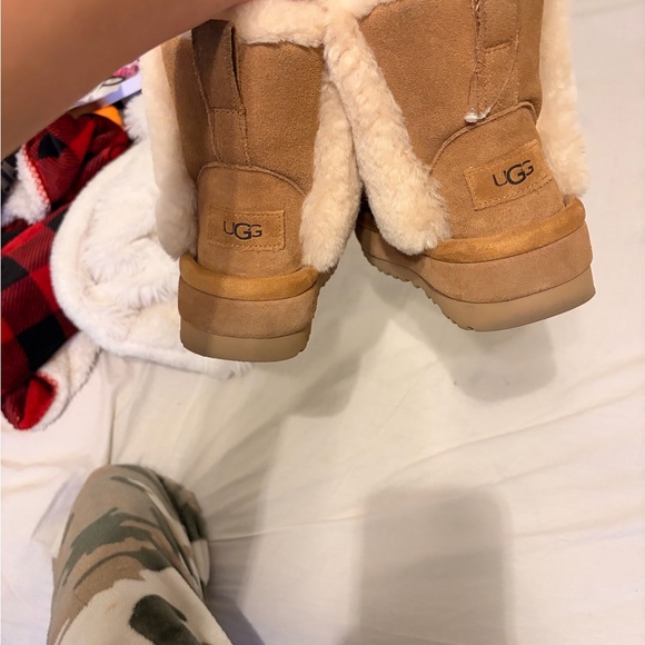 UGG Classic Tan Boots with Shearling